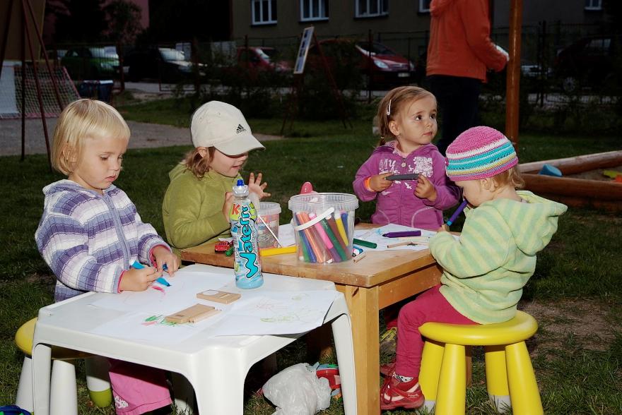 malí jen poslouchali...